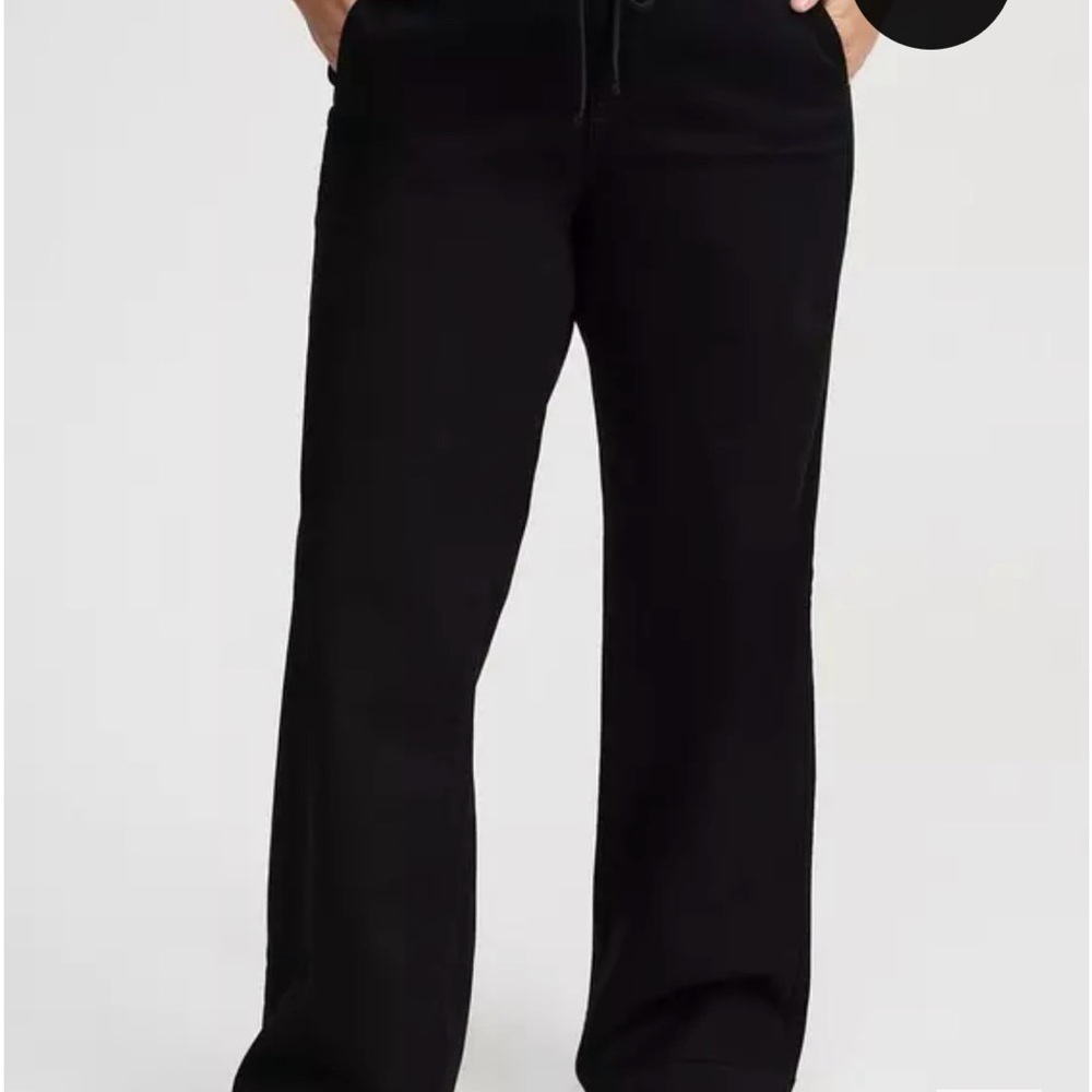 Torrid Black Wide-Leg Super Soft Mid-Rise Jeans 5S